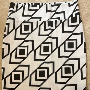 LulaRoe Cassie Skirt